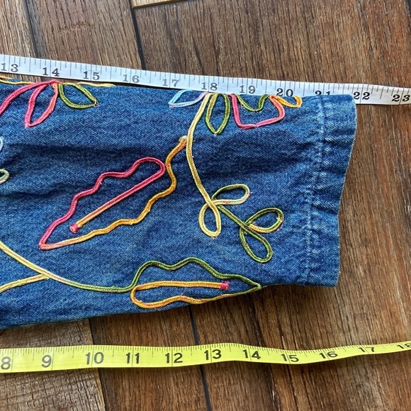 Tantrums Embroidered Floral Denim Jacket Vintage Size S - Picture 7 of 11